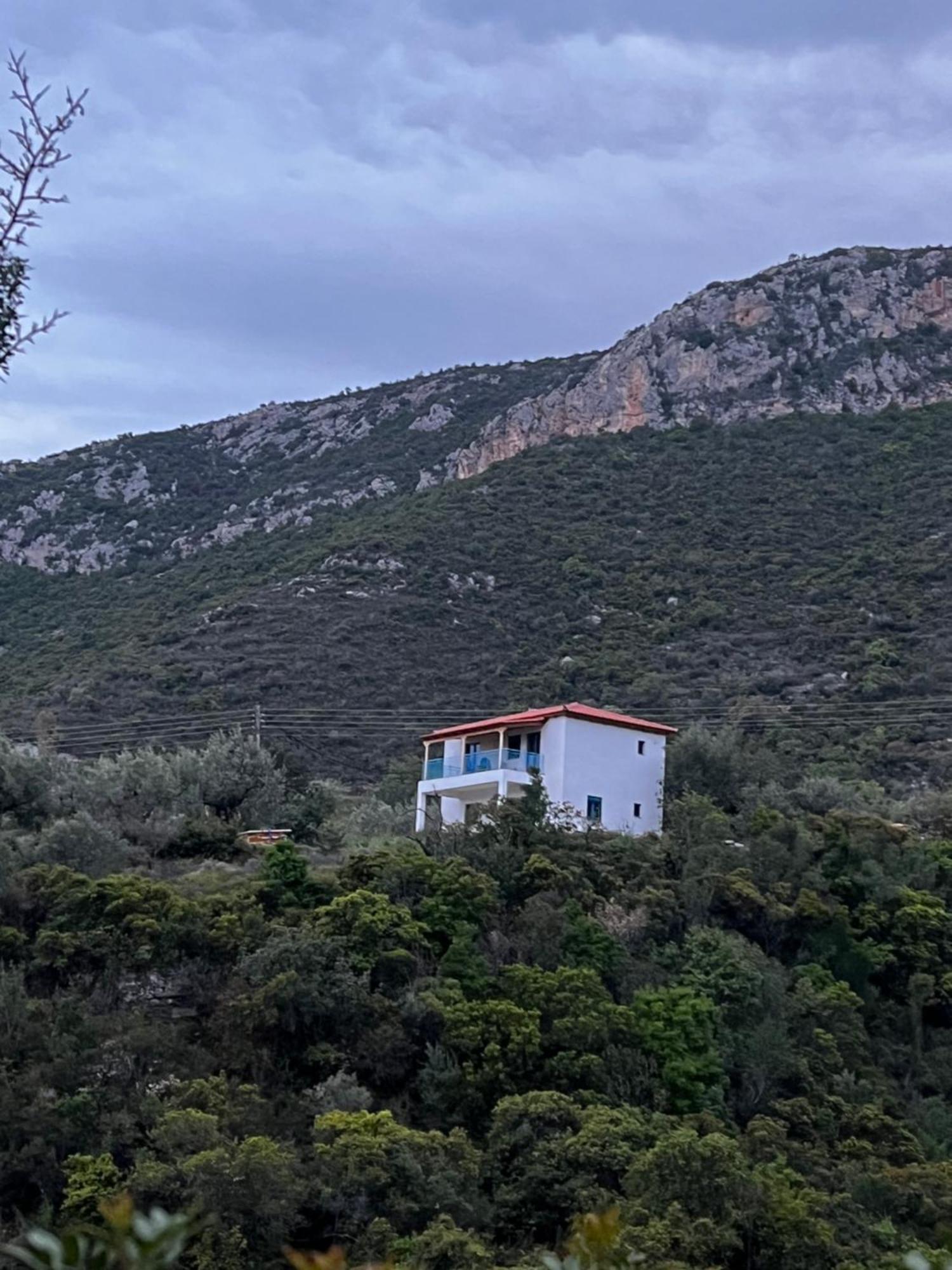 Sarantopoyloy Eleni Tyros Exterior photo